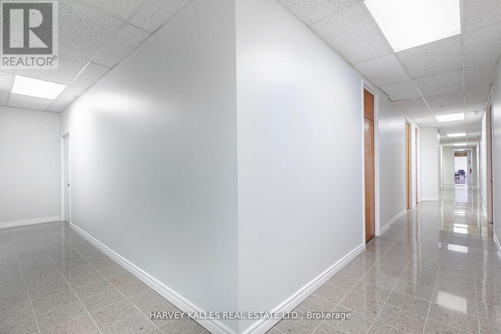 314 - 6013 Yonge Street Property Photo 7
