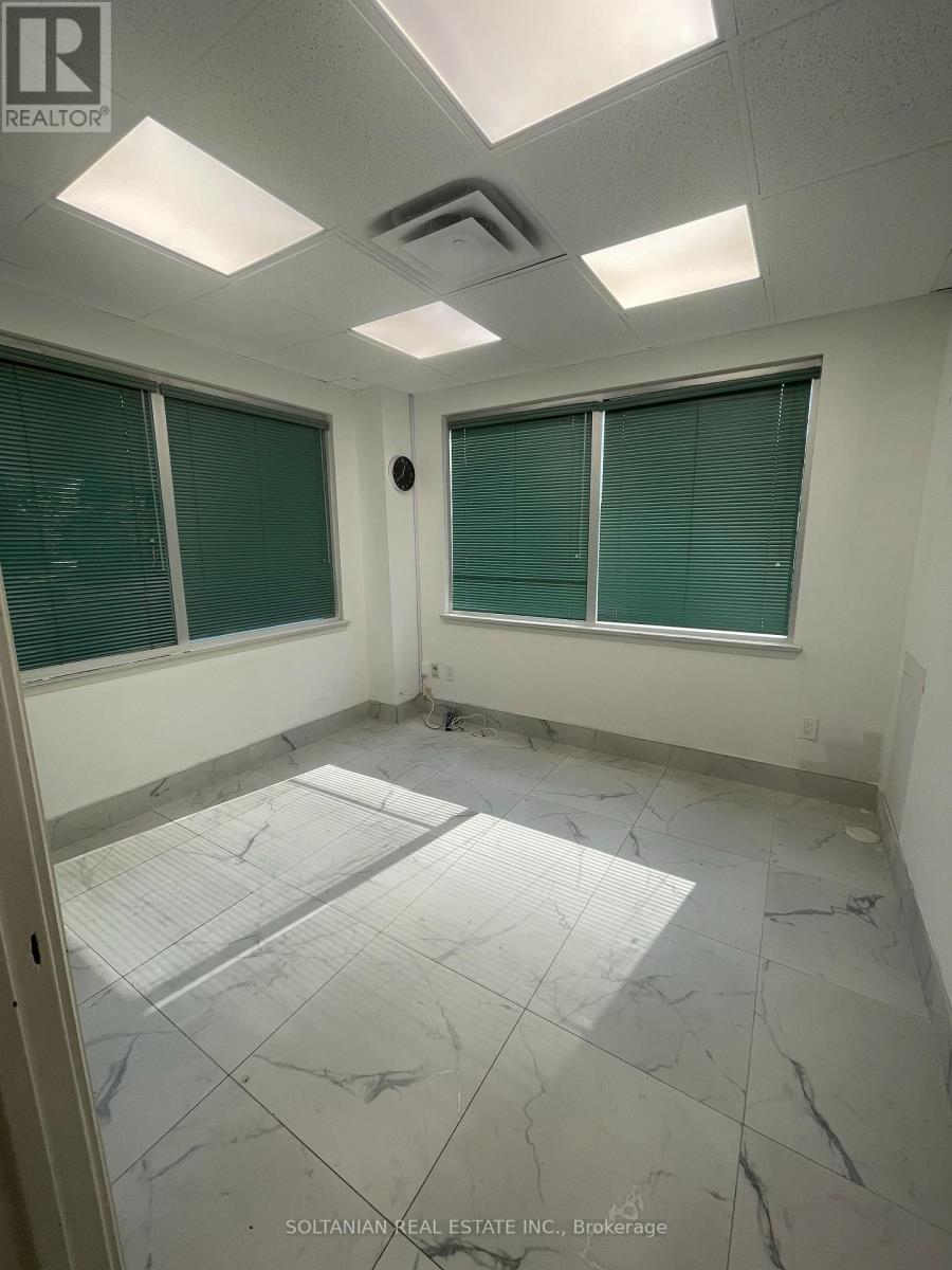 202 - 175 Willowdale Avenue Property Photo 7