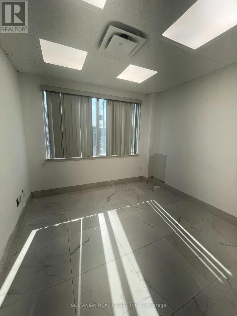 202 - 175 Willowdale Avenue Property Photo 10