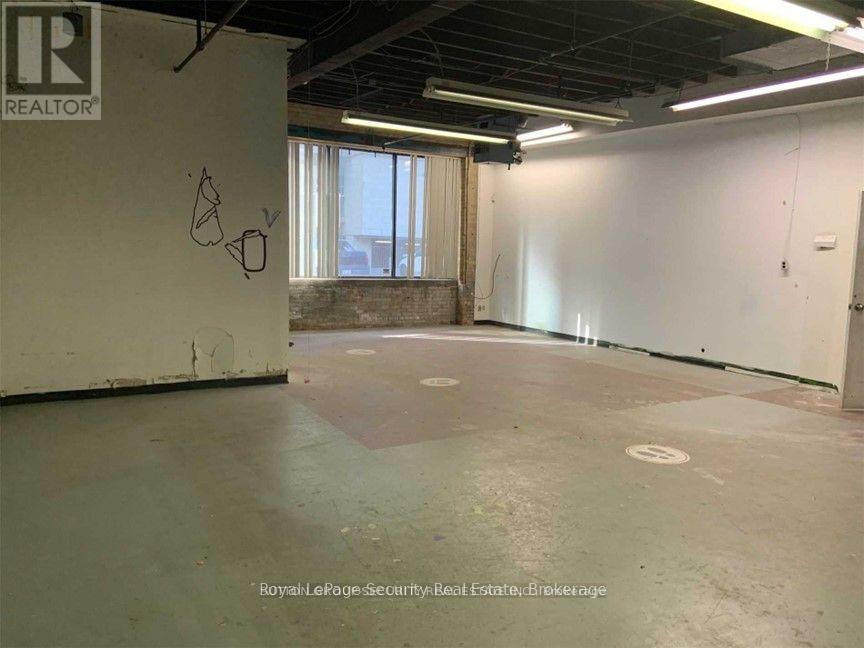 A3 - 381 Richmond Street E Property Photo 2