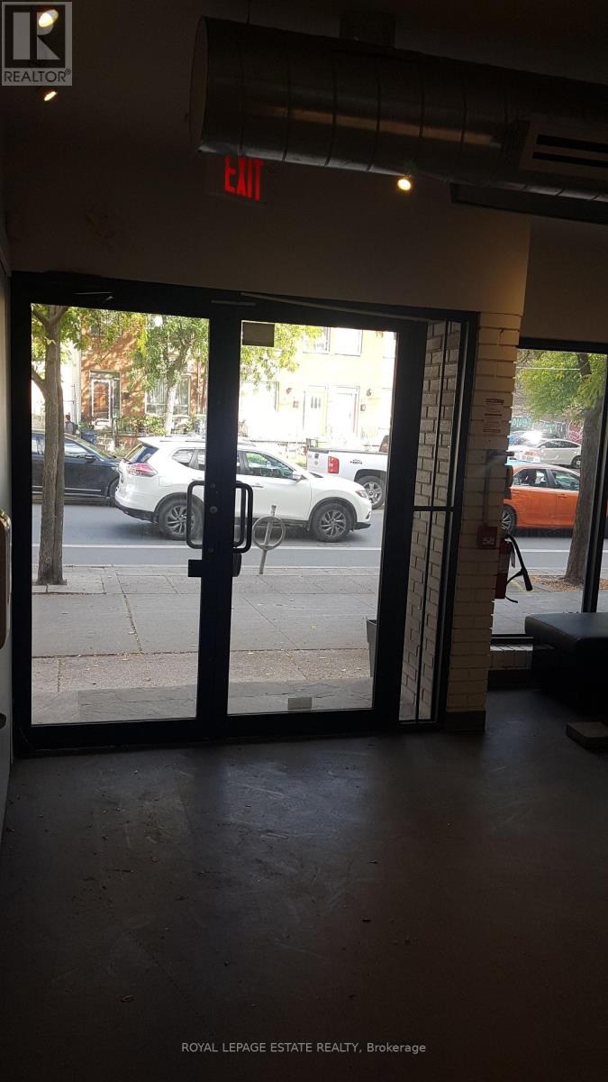 154 Bathurst Street Property Photo 6