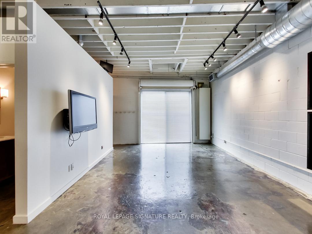 123 Niagara Street Property Photo 25