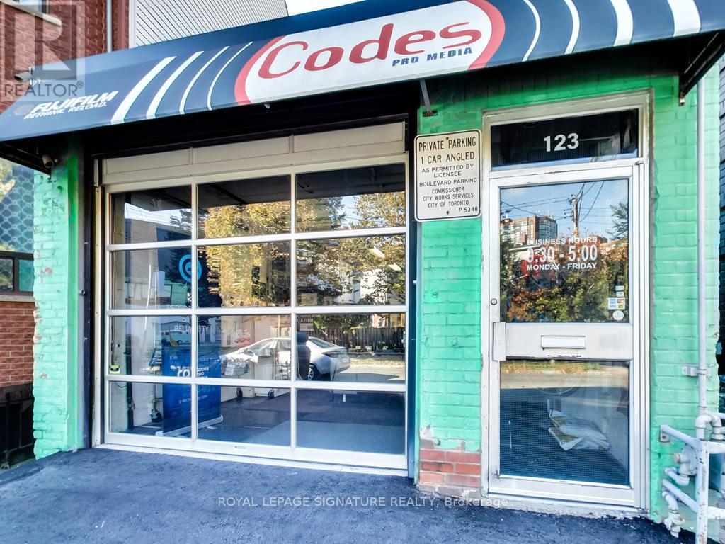 123 Niagara Street Property Photo 32