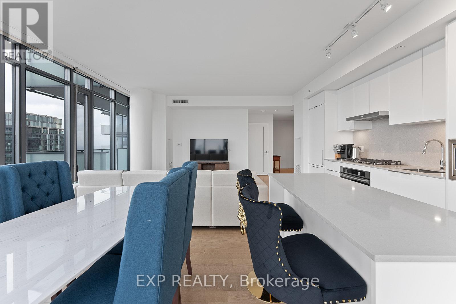 4011 - 20 Lombard Street Property Photo 13