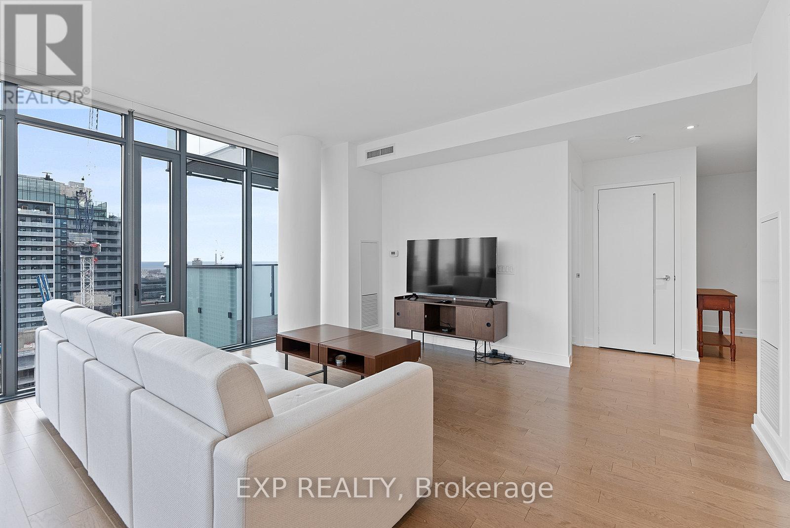4011 - 20 Lombard Street Property Photo 18