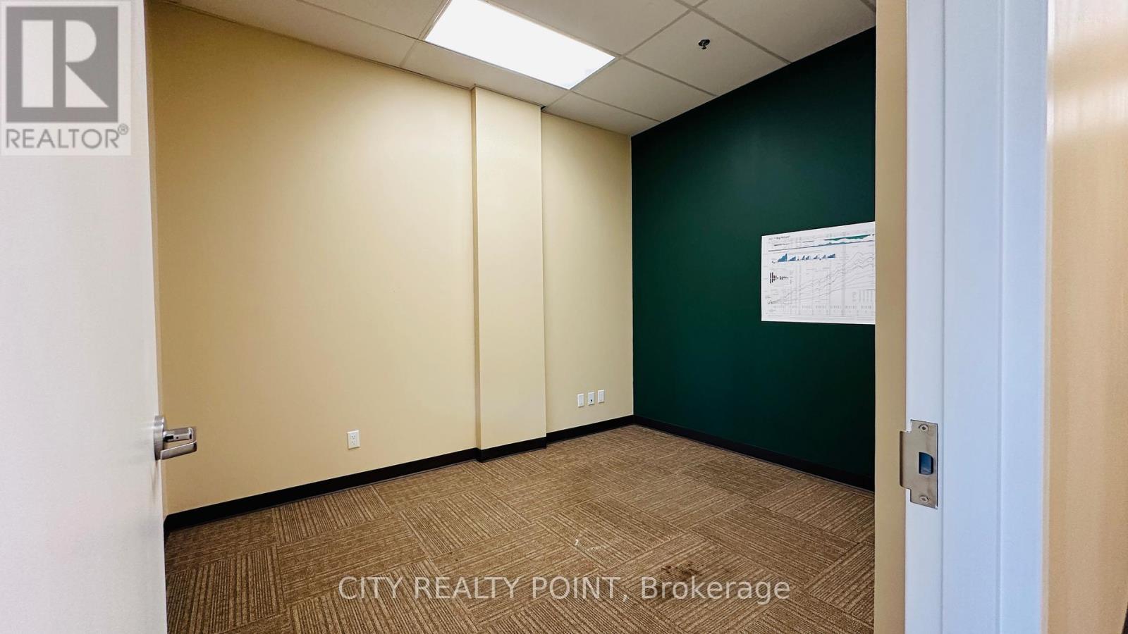 7 - 1500 Bathurst Street Property Photo 6
