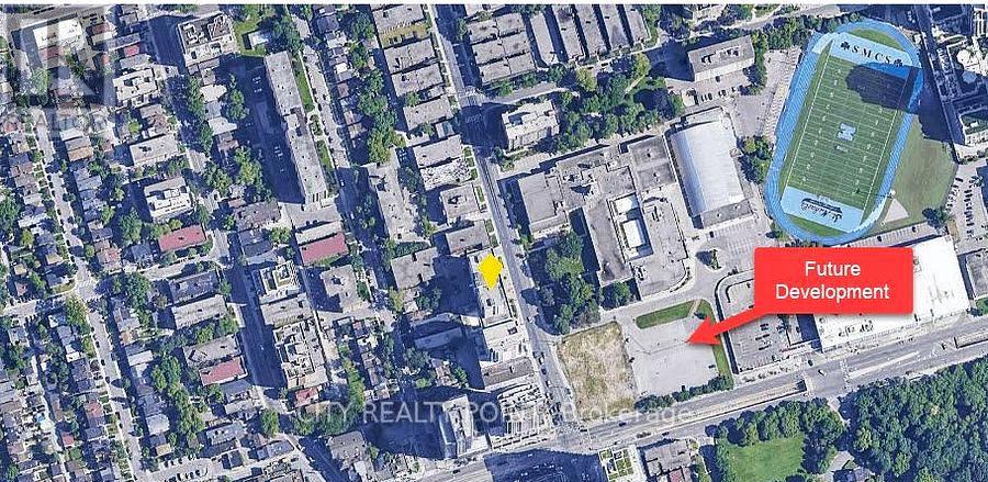 7 - 1500 Bathurst Street Property Photo 17