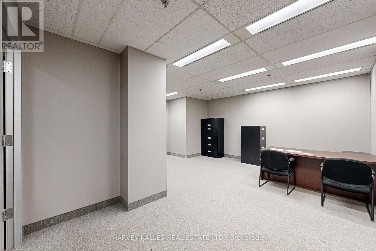410 - 47 Sheppard Avenue E Property Photo 2