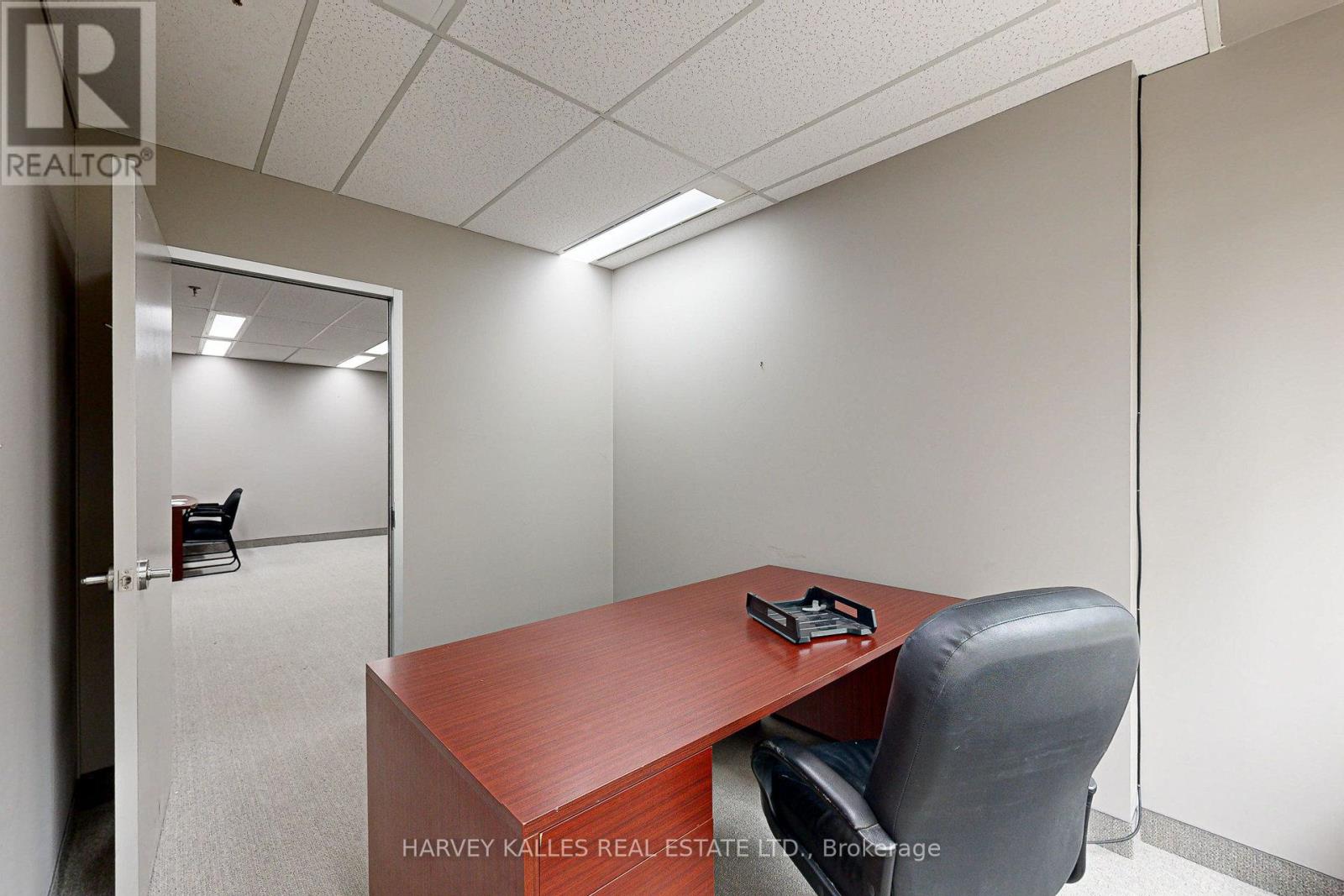 410 - 47 Sheppard Avenue E Property Photo 16
