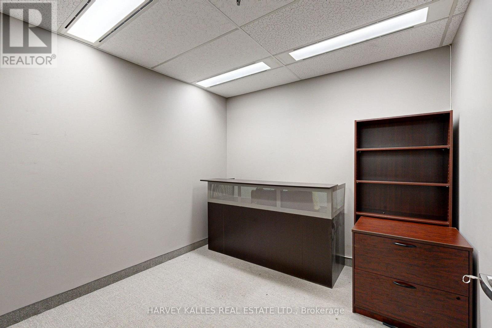 410 - 47 Sheppard Avenue E Property Photo 17