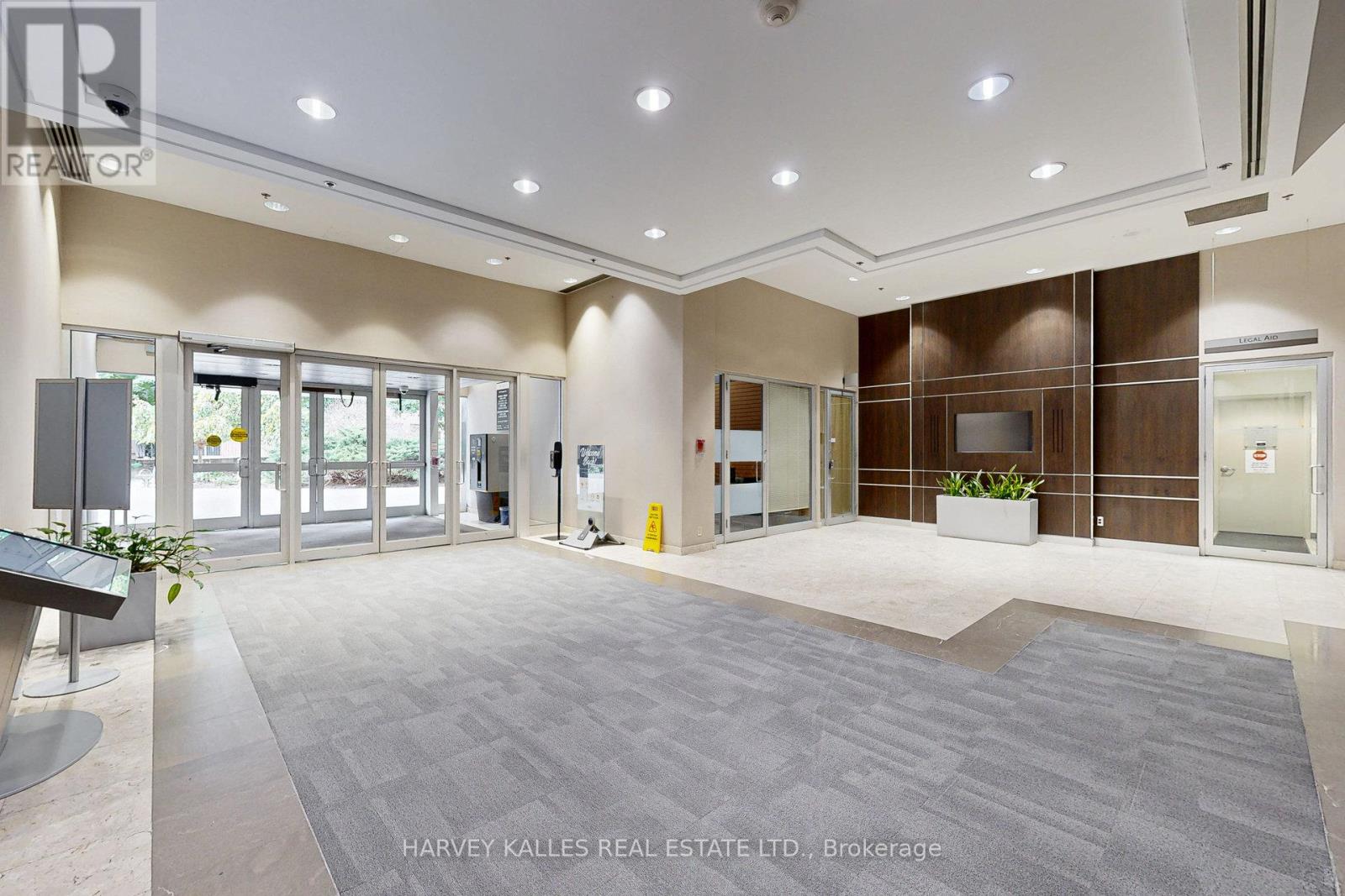 701 - 45 Sheppard Avenue E Property Photo 3