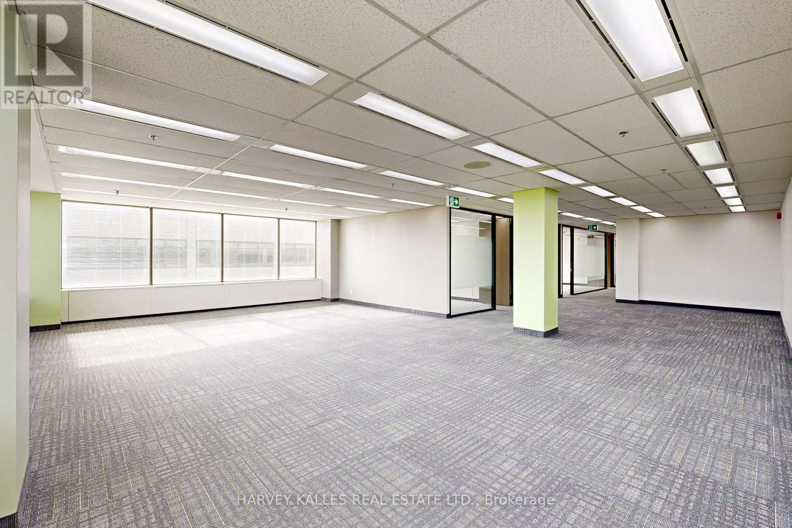 701 - 45 Sheppard Avenue E Property Photo 9