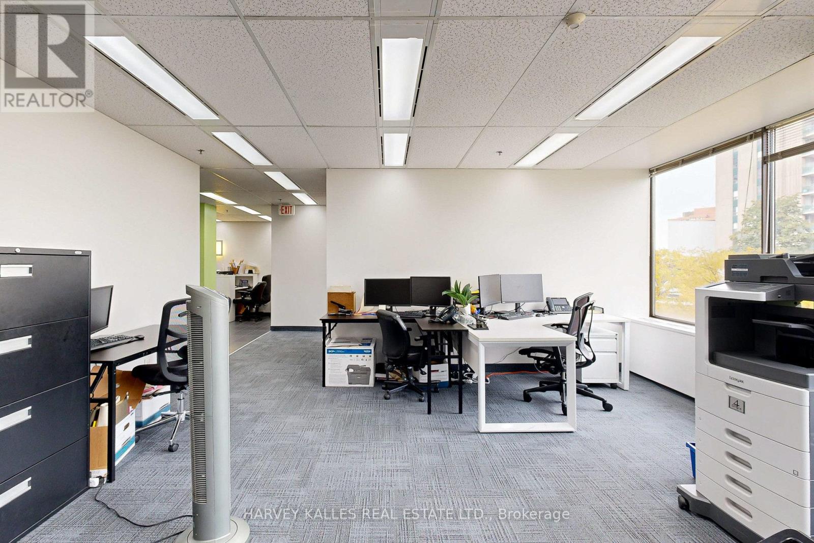 302 - 45 Sheppard Avenue E Property Photo 14