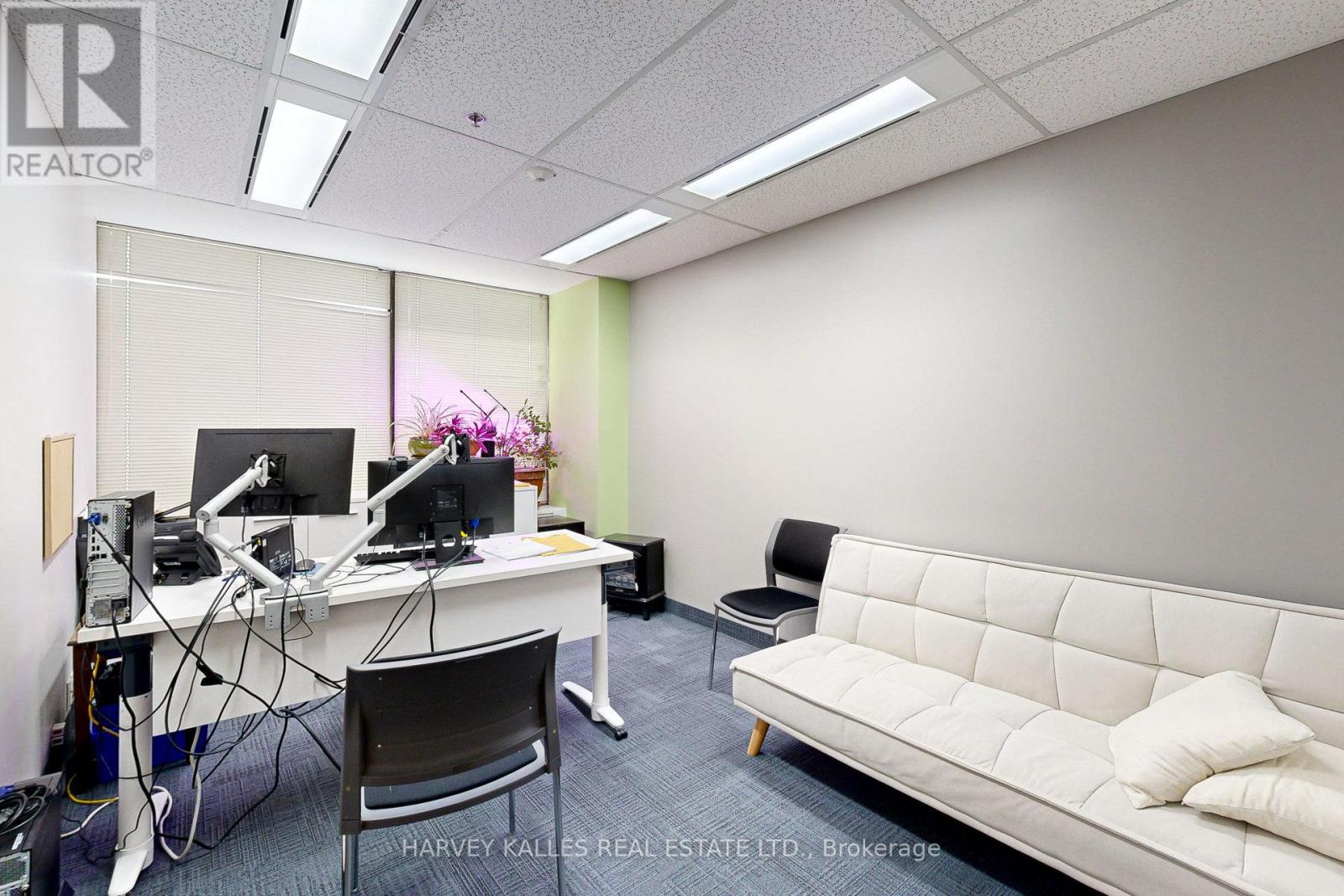 302 - 45 Sheppard Avenue E Property Photo 29