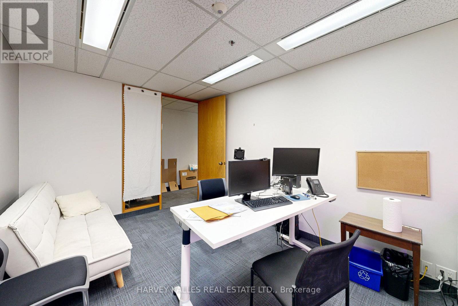 302 - 45 Sheppard Avenue E Property Photo 30