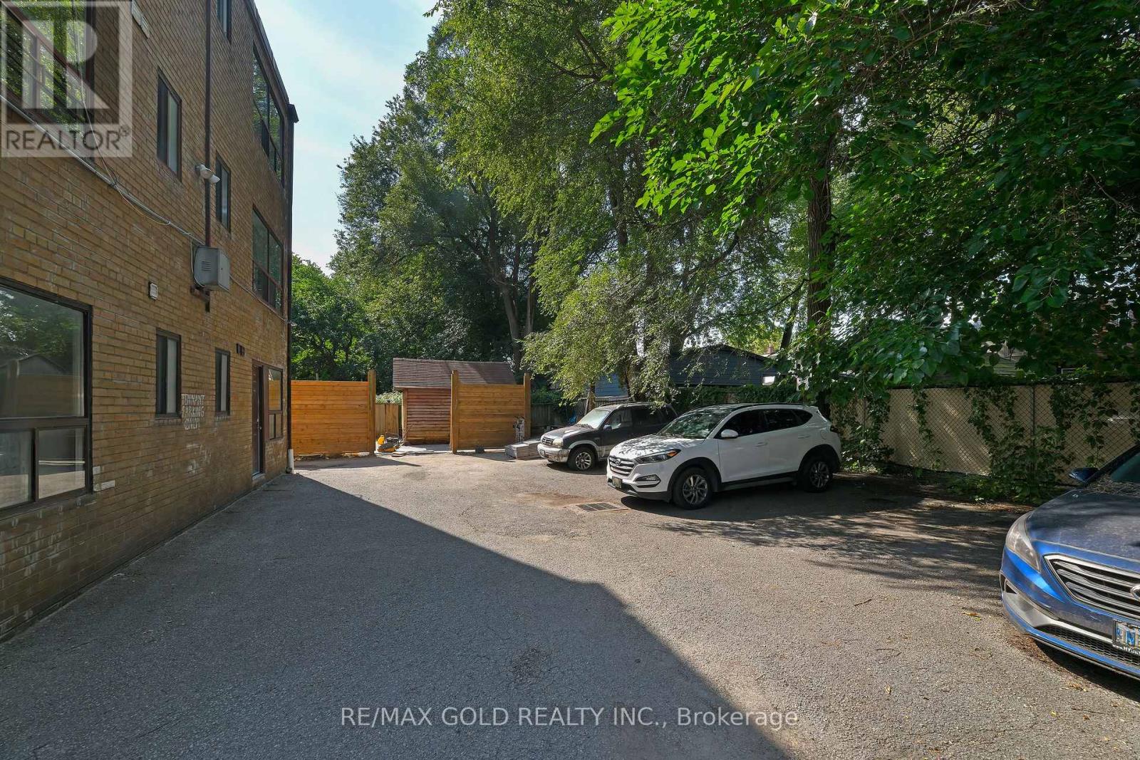 156 Barrington Avenue Property Photo 16