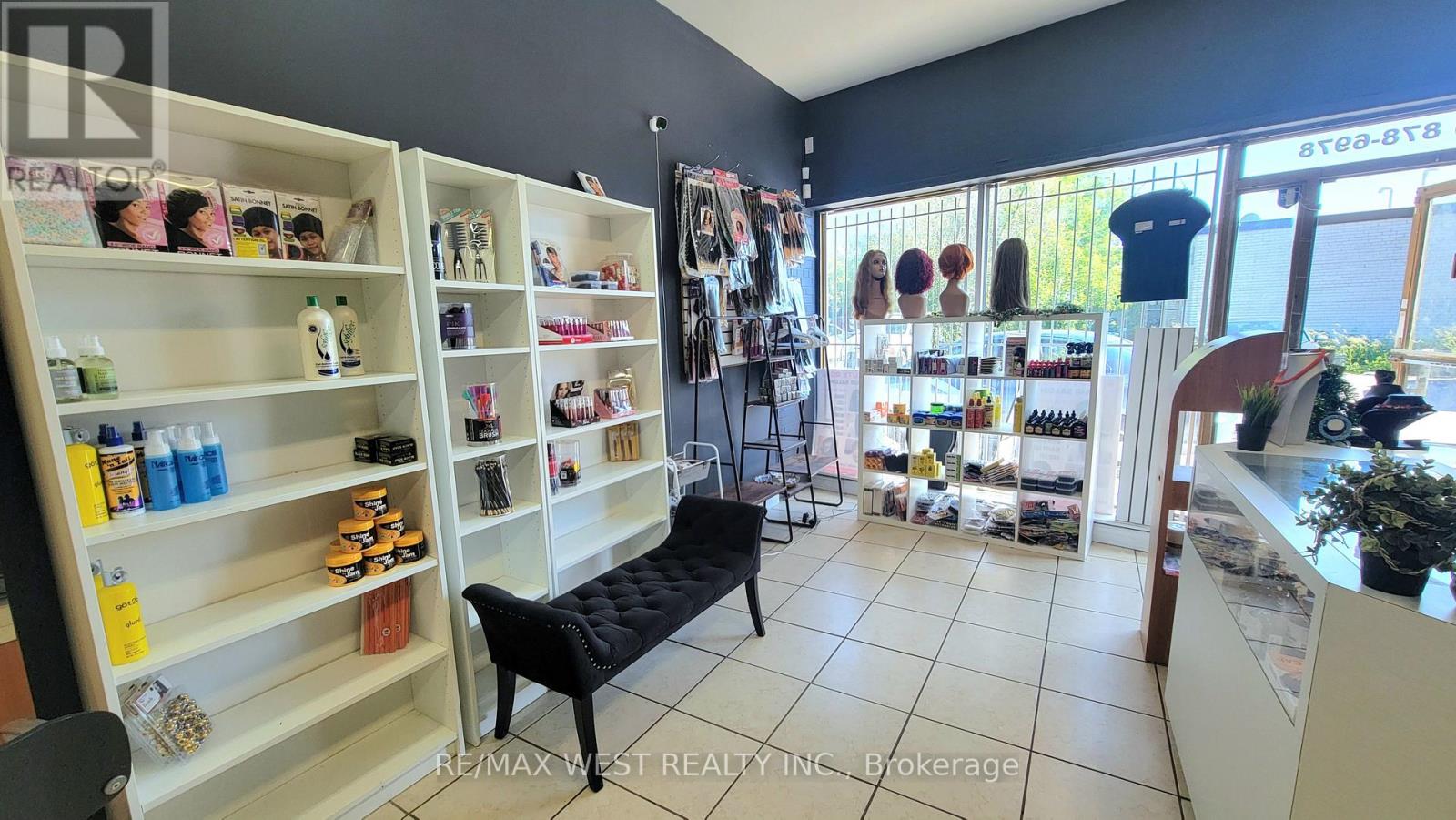 7 - 1375 Danforth Road Property Photo 11