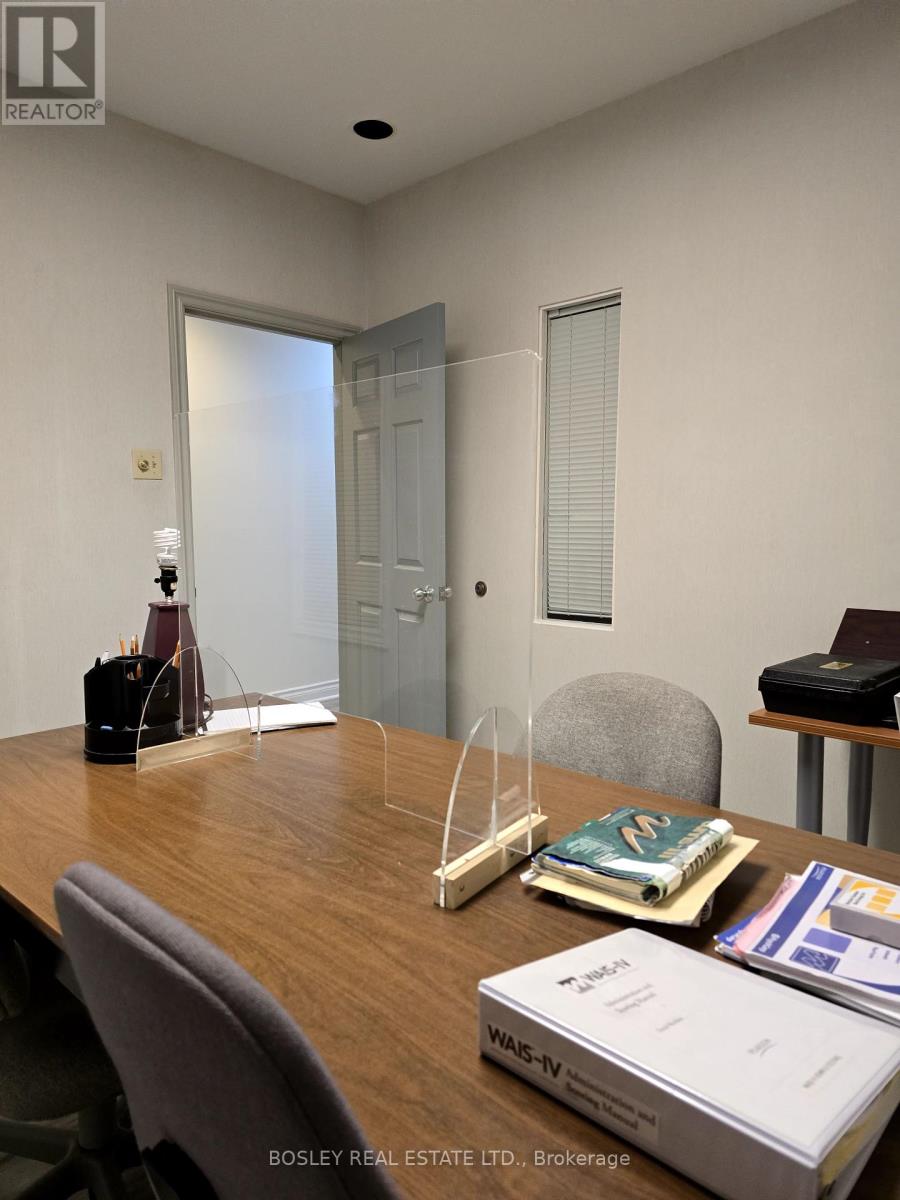 102 - 253 Danforth Avenue Property Photo 12