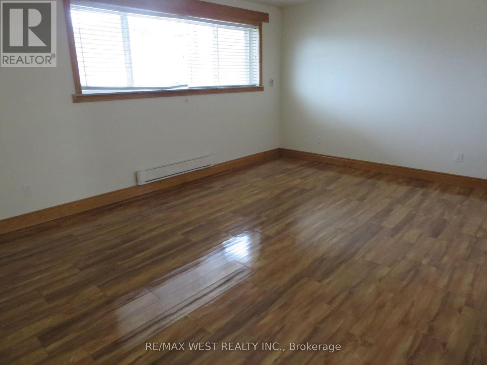 41 - 429 Austen Court Property Photo 2