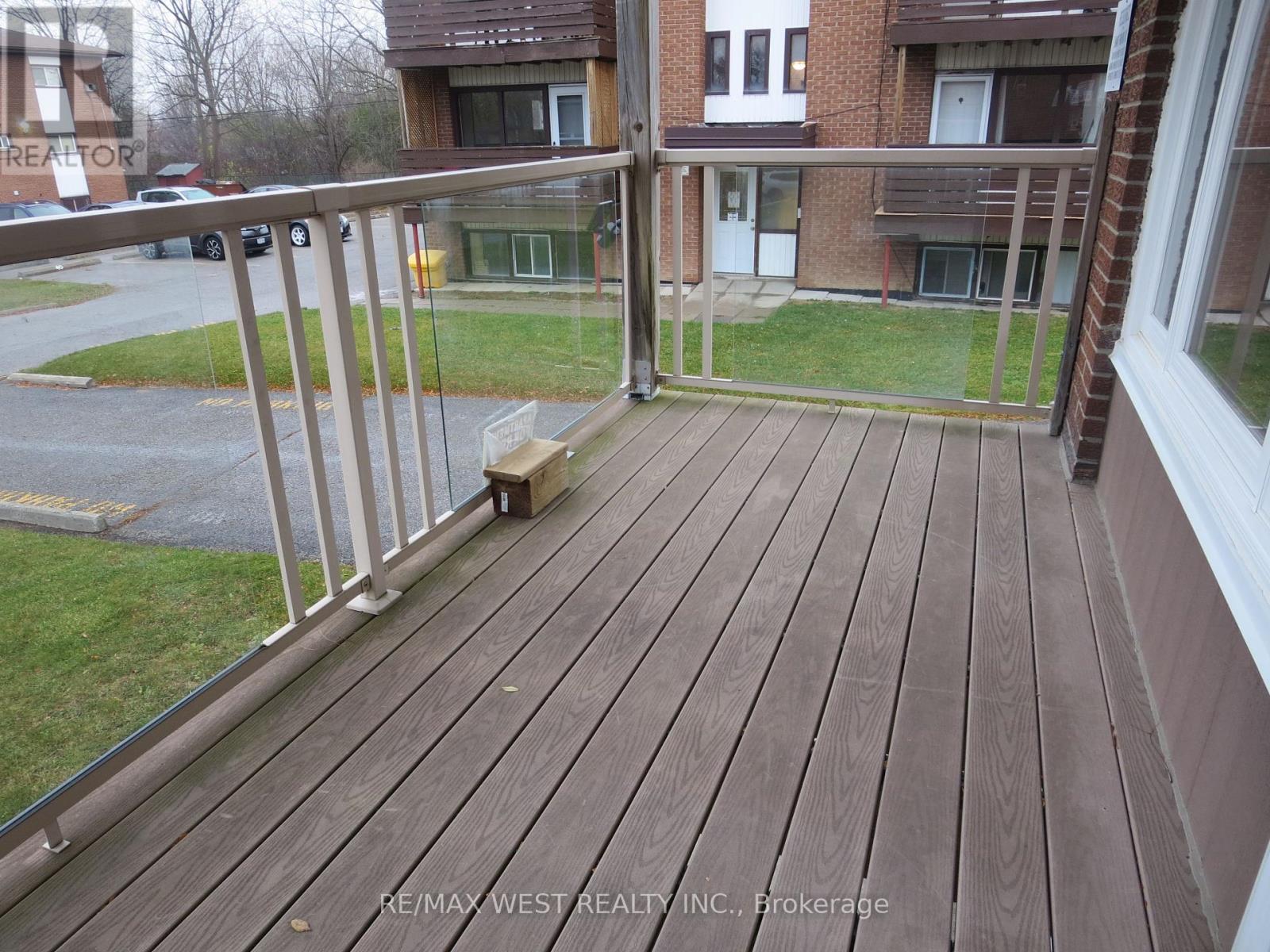 42 - 429 Austen Crescent Property Photo 5
