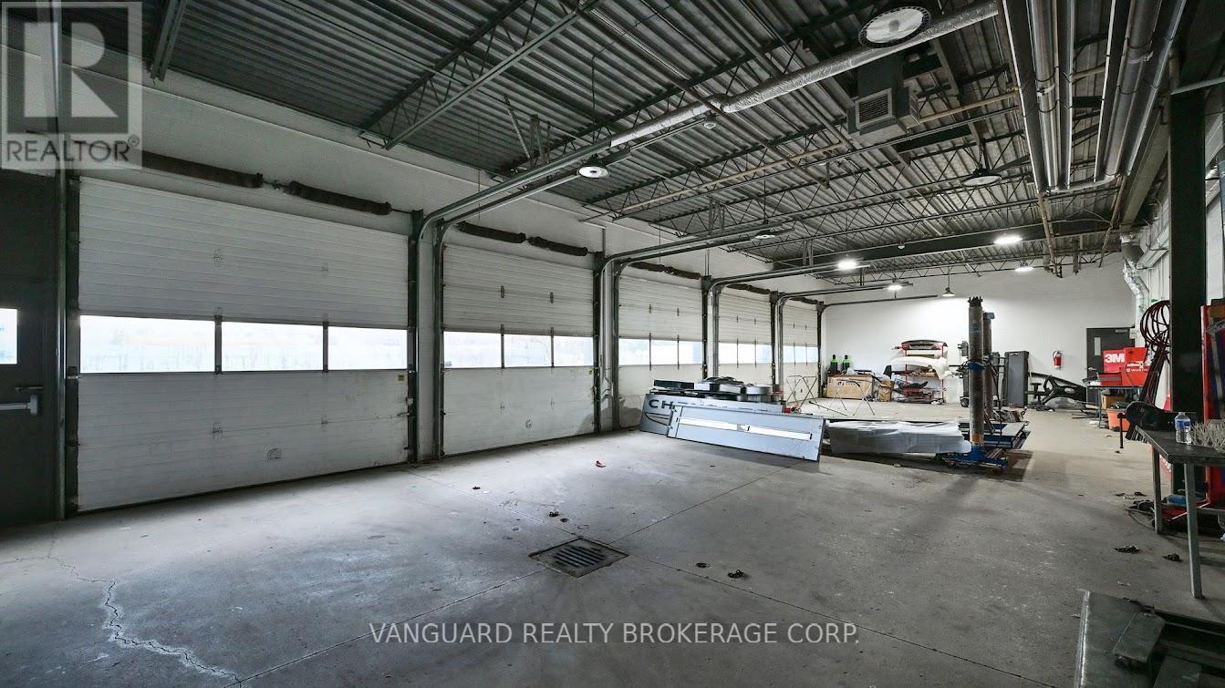 2851 Eglinton Avenue E Property Photo 29