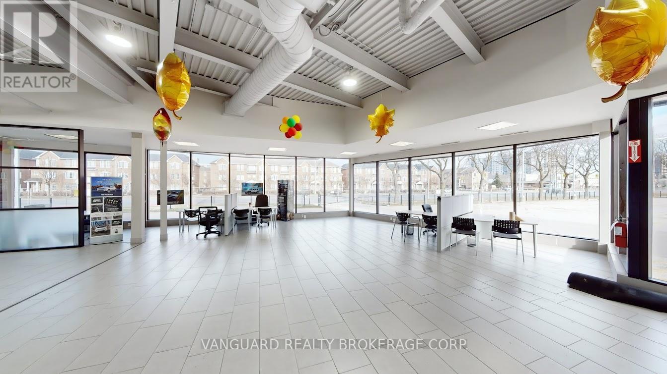 2851 Eglinton Avenue E Property Photo 32