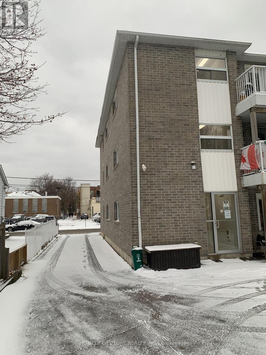 115 Celina Street Property Photo 4