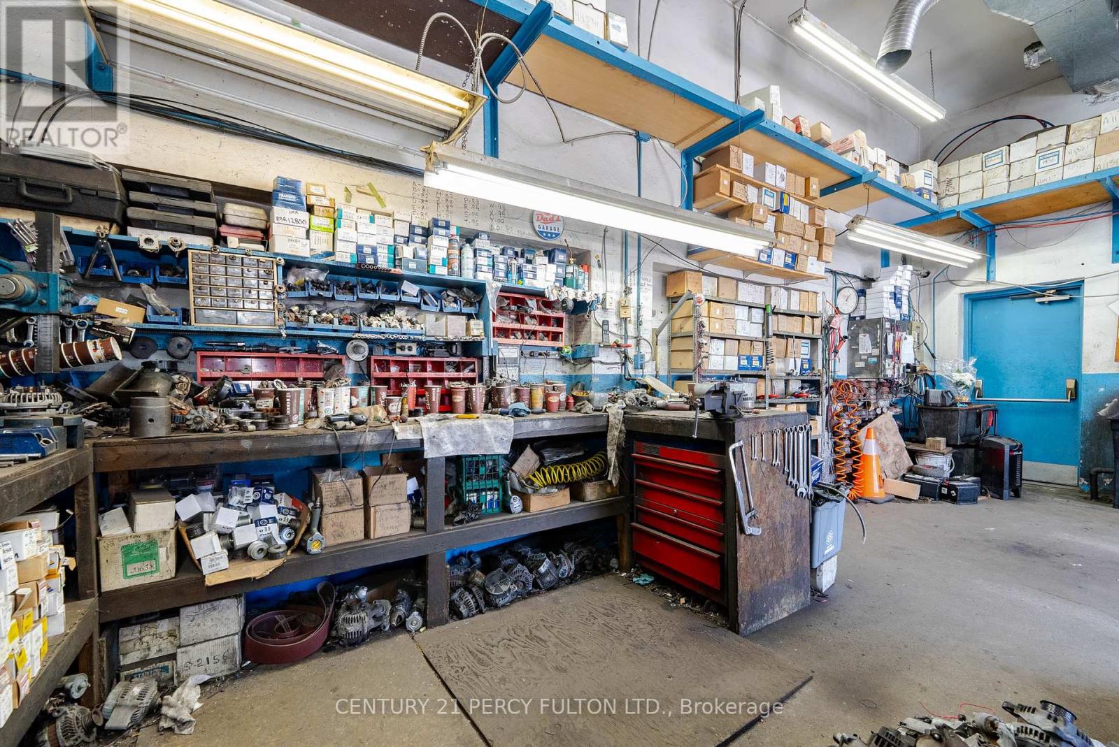 2793 Danforth Avenue Property Photo 16