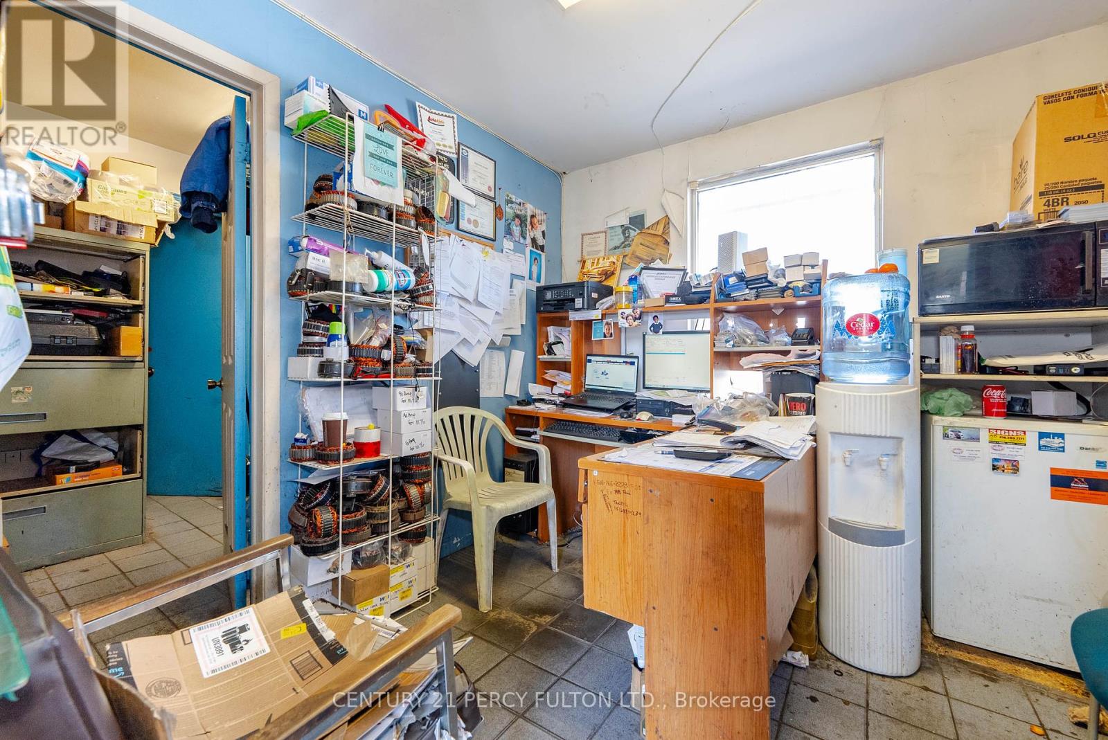 2793 Danforth Avenue Property Photo 20