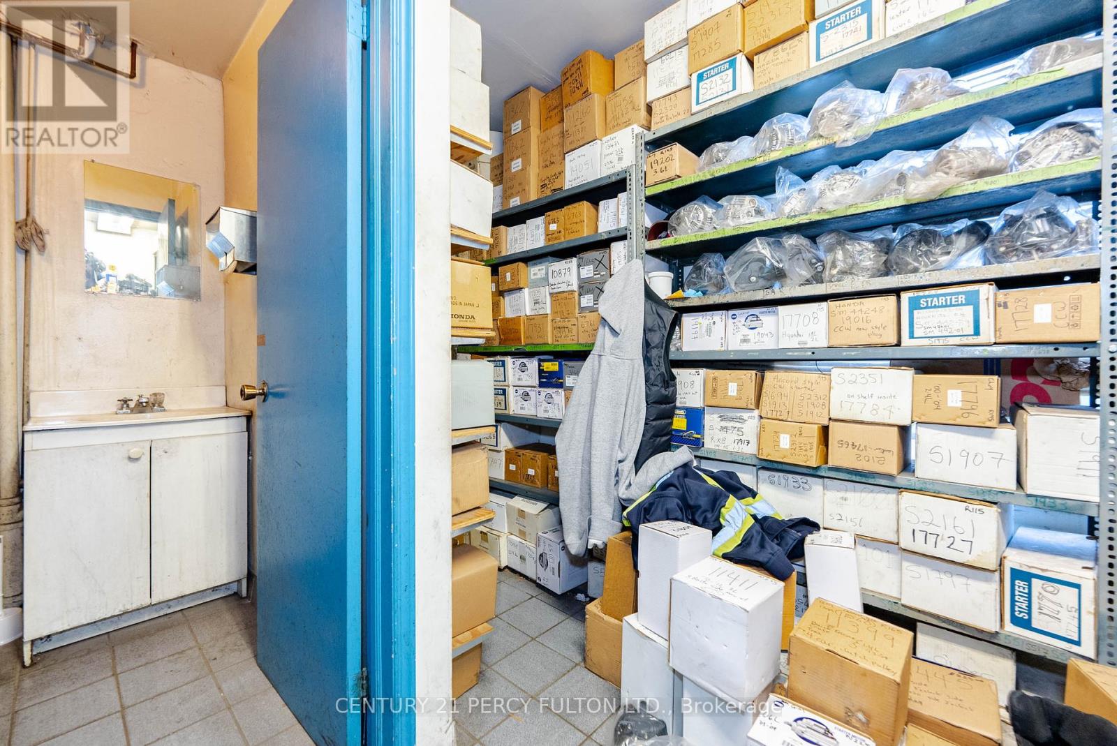 2793 Danforth Avenue Property Photo 26