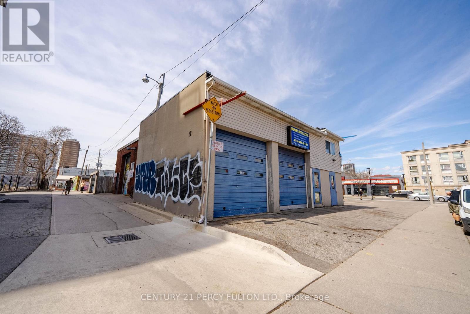 2793 Danforth Avenue Property Photo 28