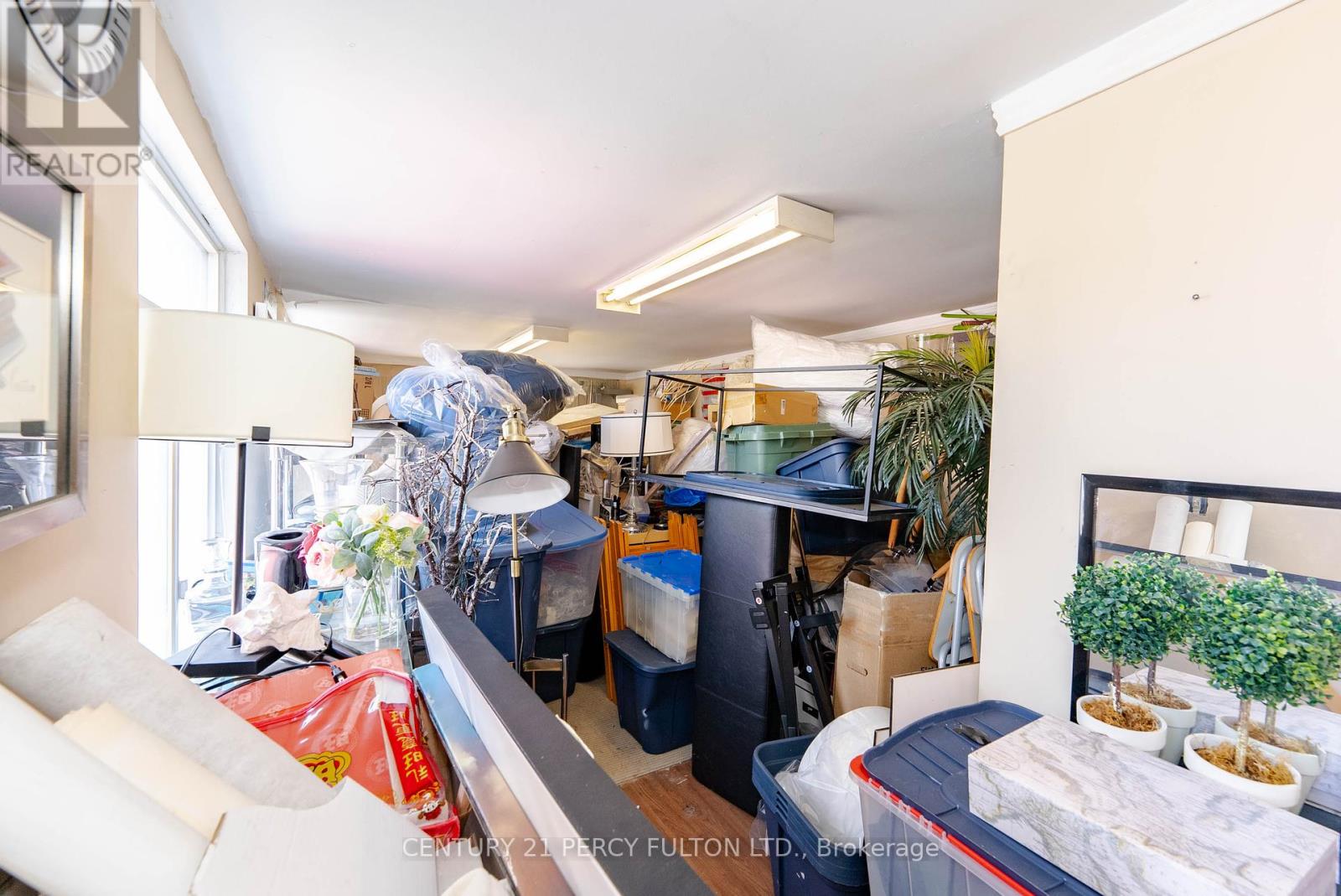 2793 Danforth Avenue Property Photo 35