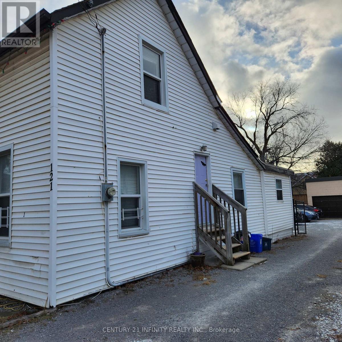 UPPER - 121 ELGIN STREET E Property Photo 1