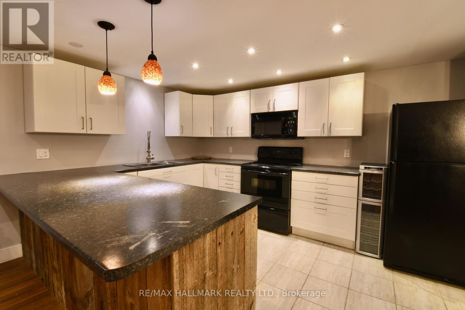 18555 Highway 12 Property Photo 21