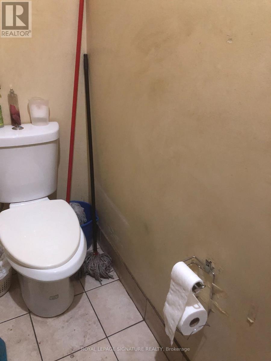 271 Broadview Avenue Property Photo 4