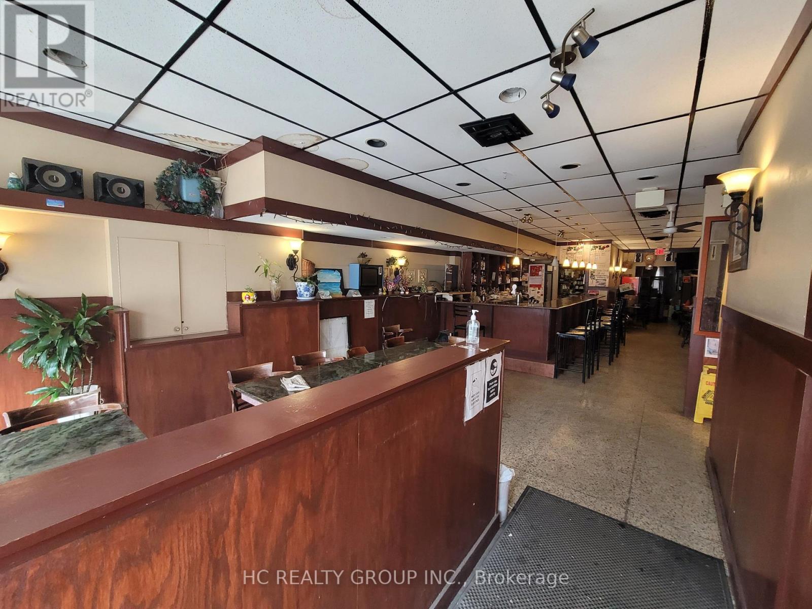 2783 Danforth Avenue Property Photo 3