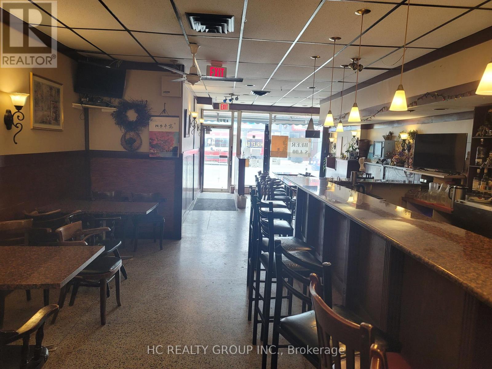 2783 Danforth Avenue Property Photo 4