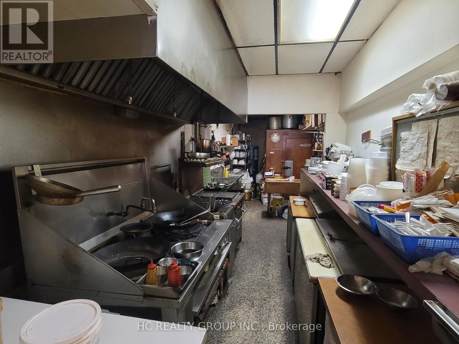 2783 Danforth Avenue Property Photo 6