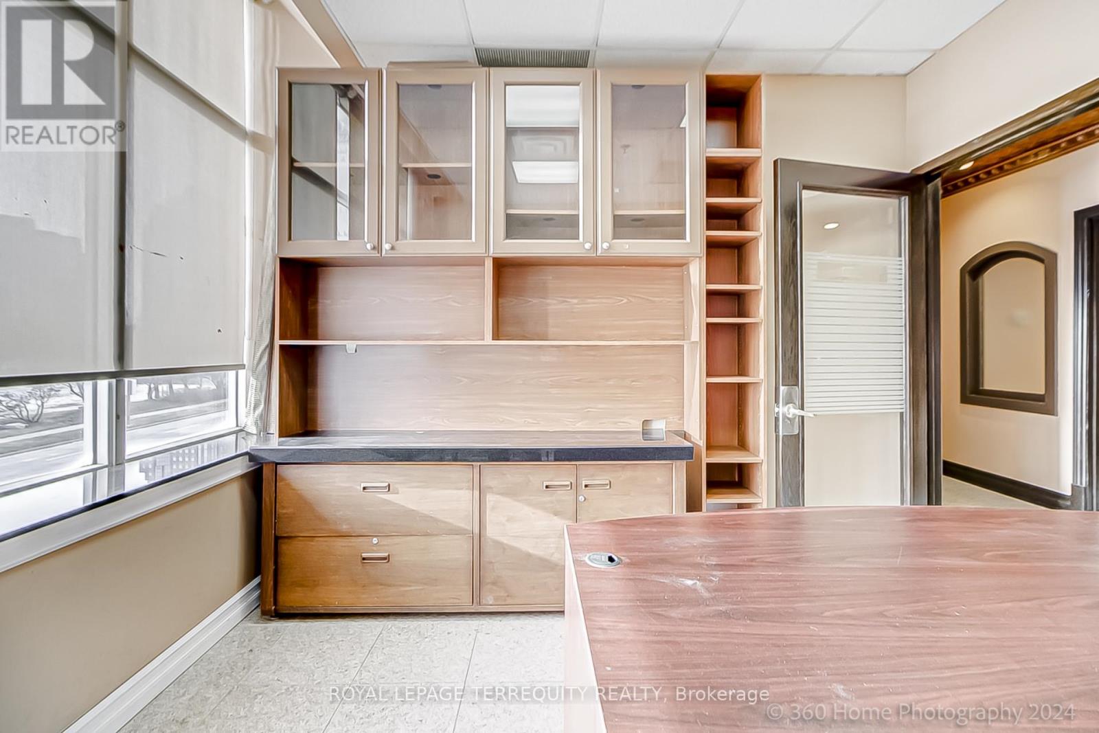 205 - 80 Corporate Drive Property Photo 4
