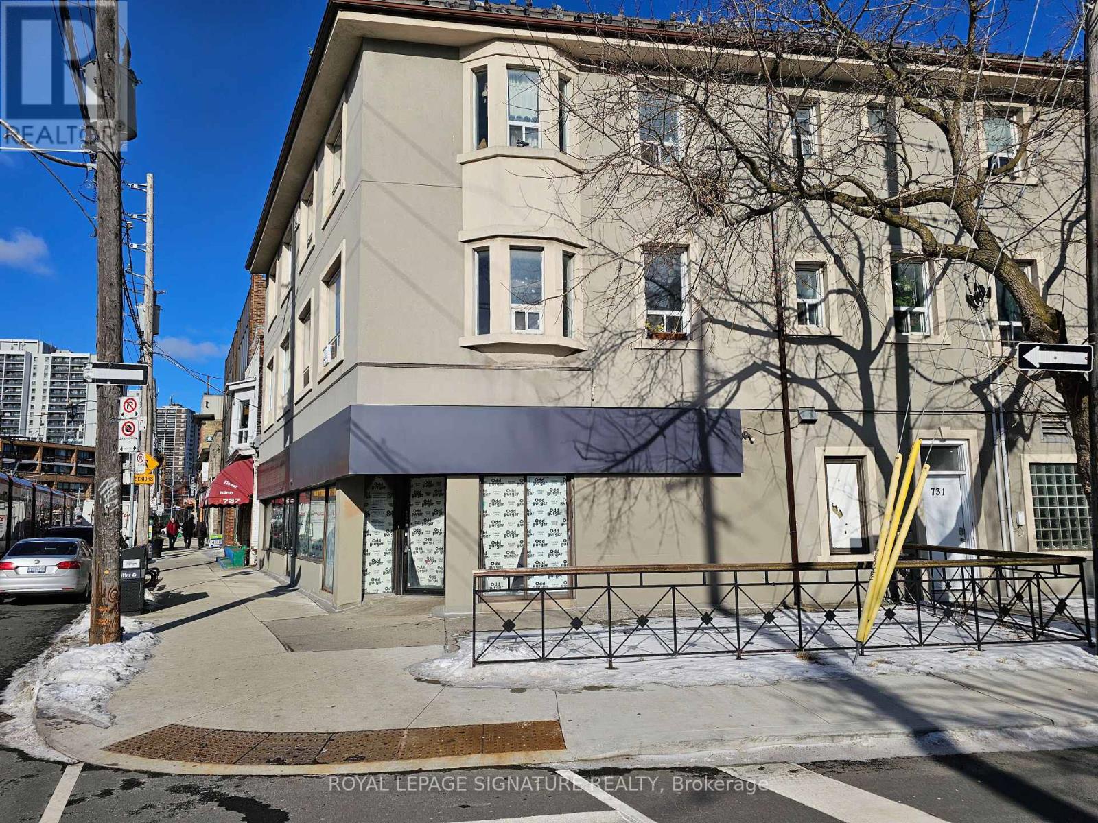 731 Broadview Avenue Property Photo 1