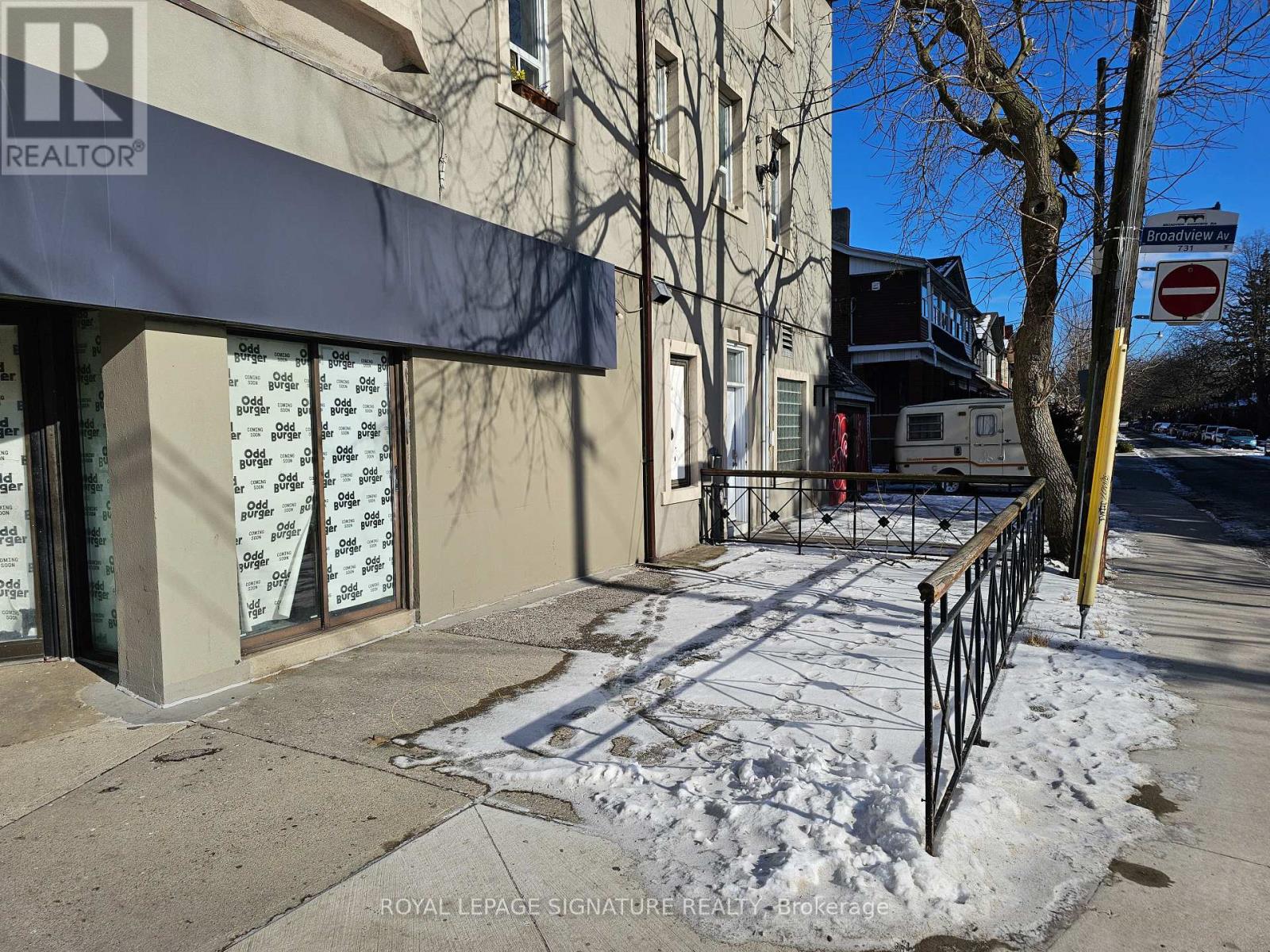 731 Broadview Avenue Property Photo 2