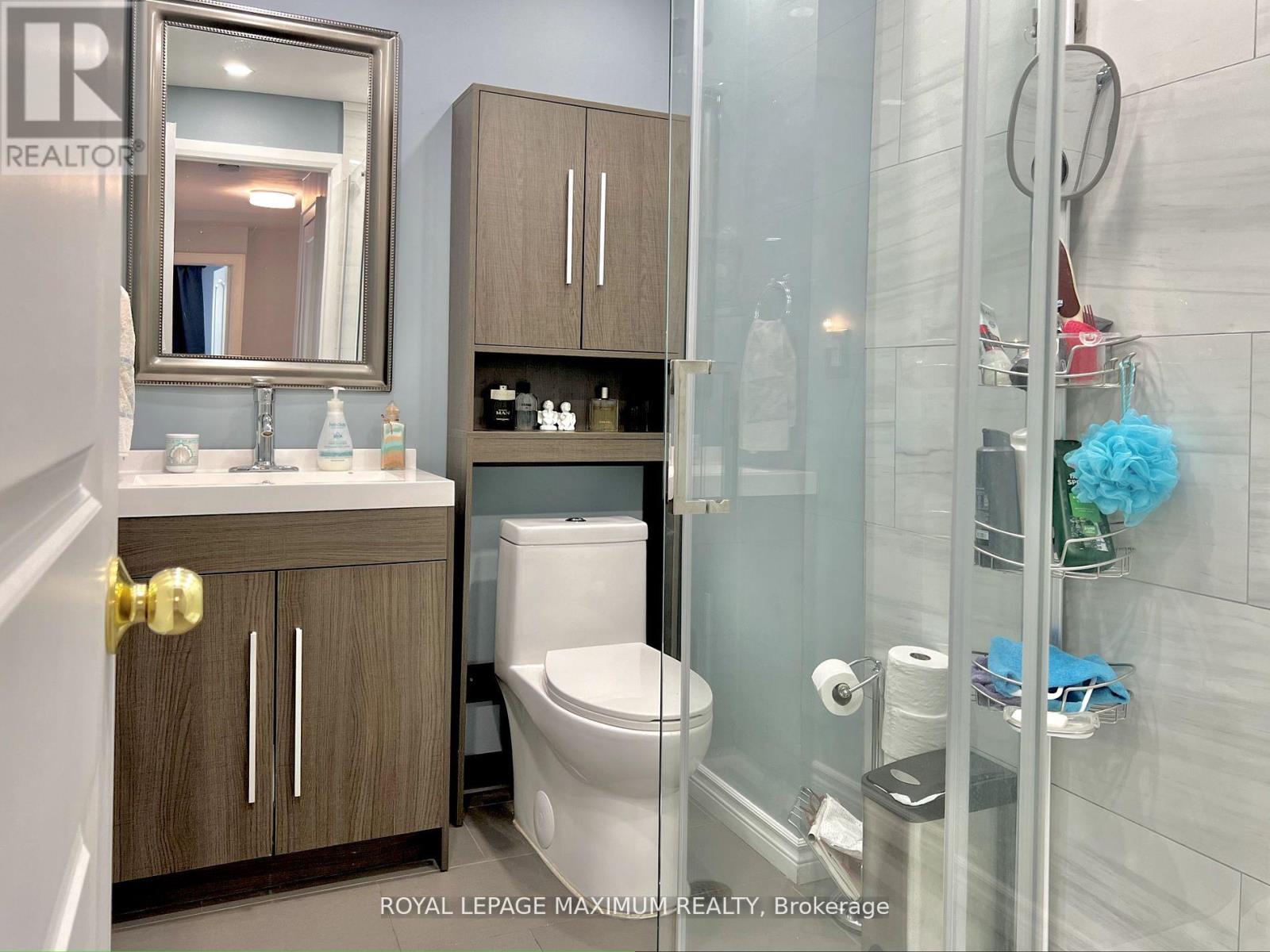 899 Pape Avenue Property Photo 8