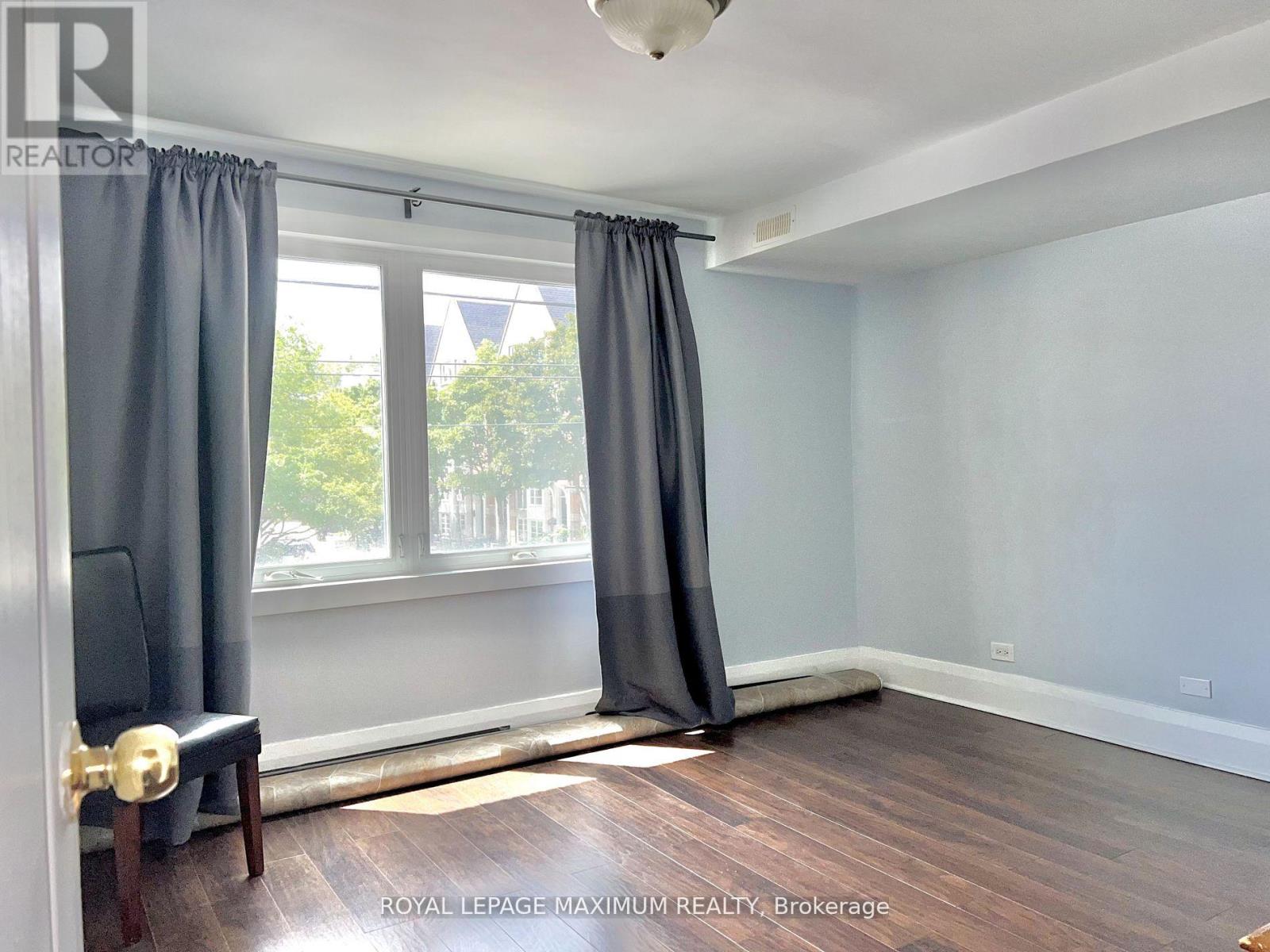 899 Pape Avenue Property Photo 16