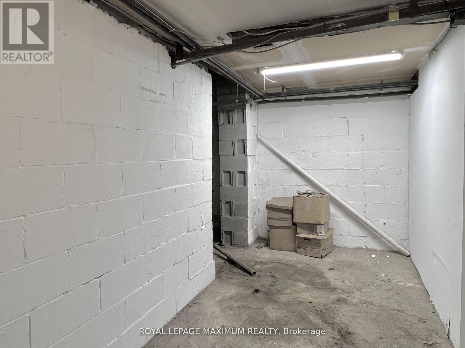899 Pape Avenue Property Photo 18