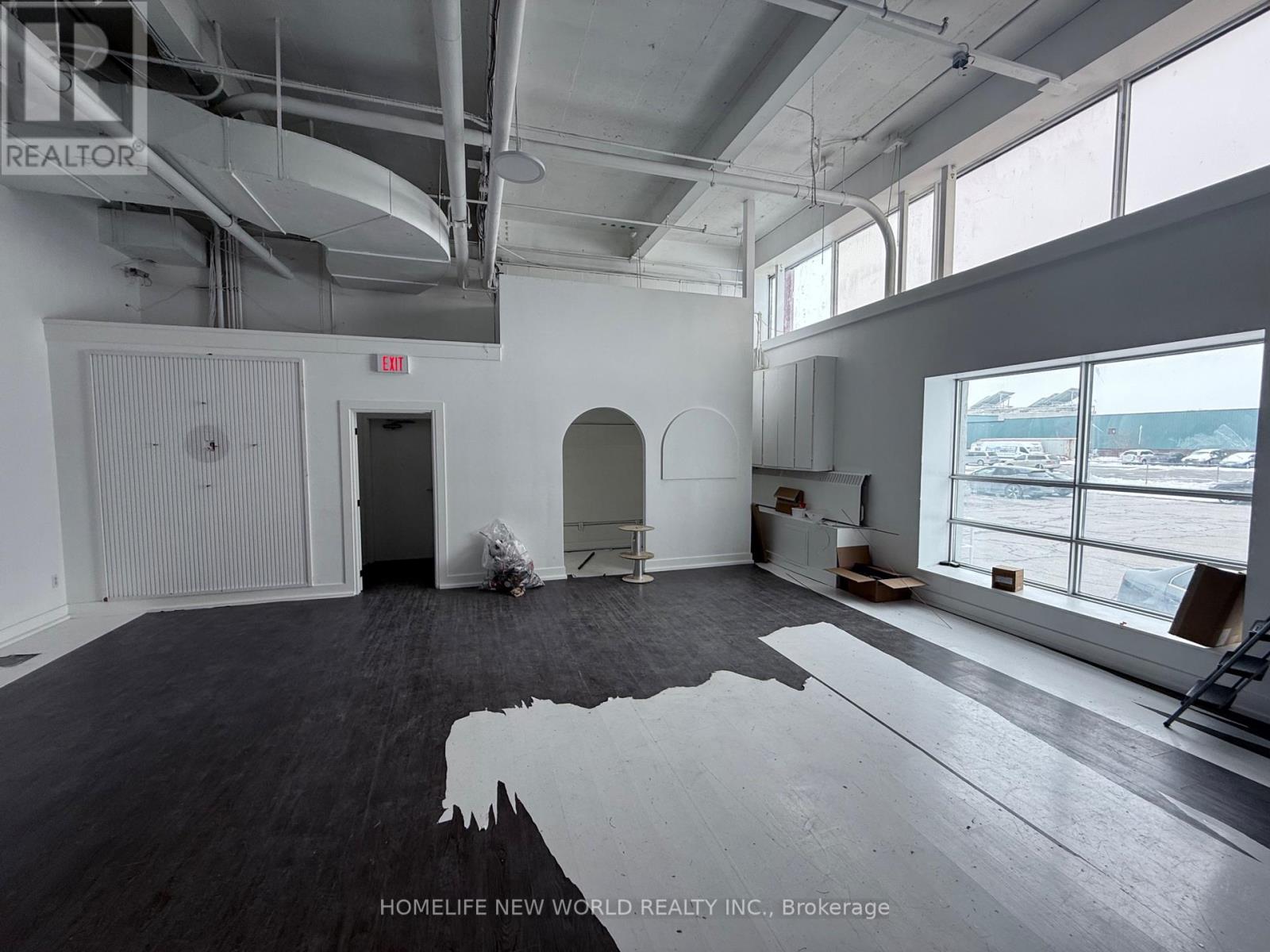 101+105 - 41 Metropolitan Road Property Photo 3