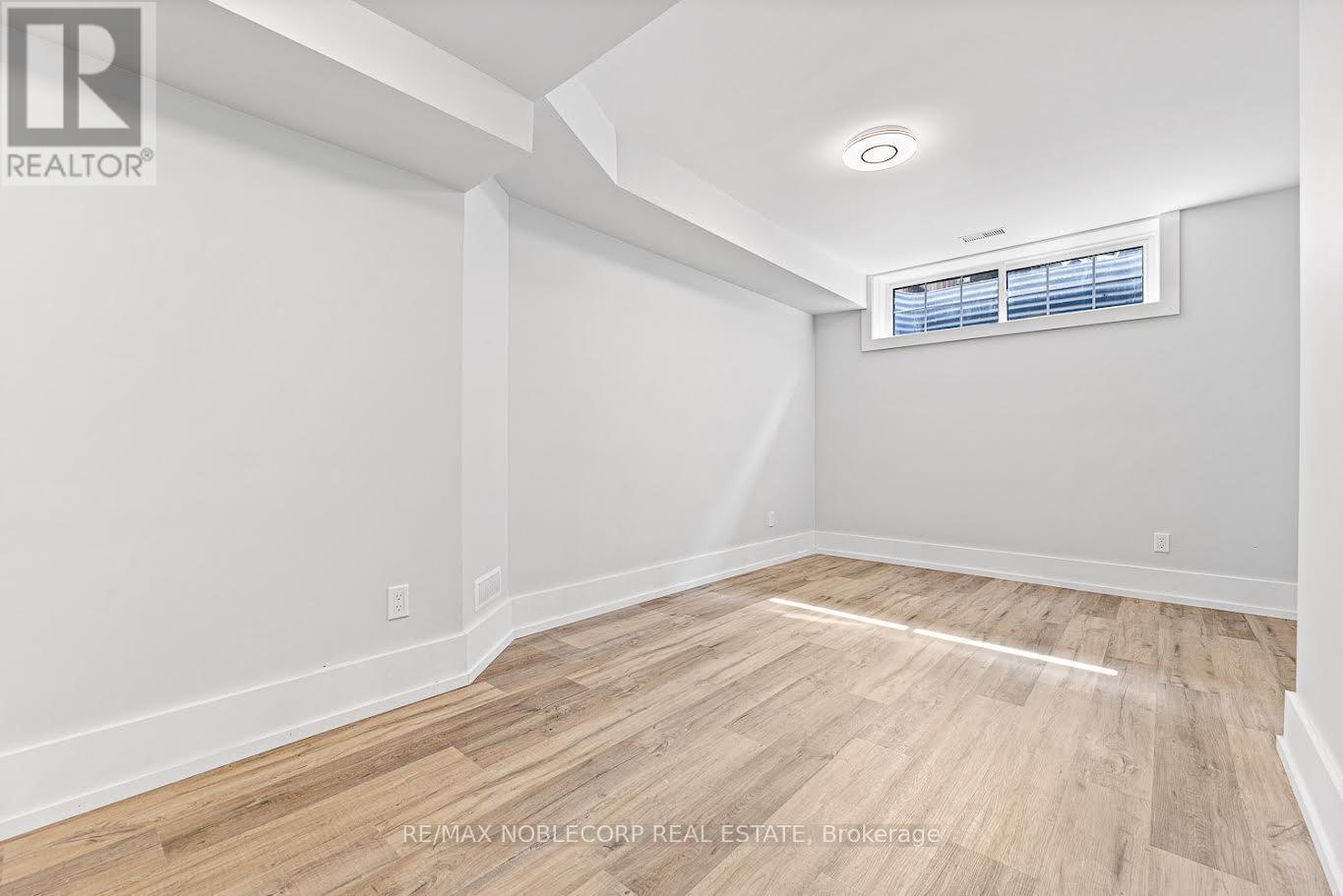 4 - 108 Enderby Road Property Photo 2