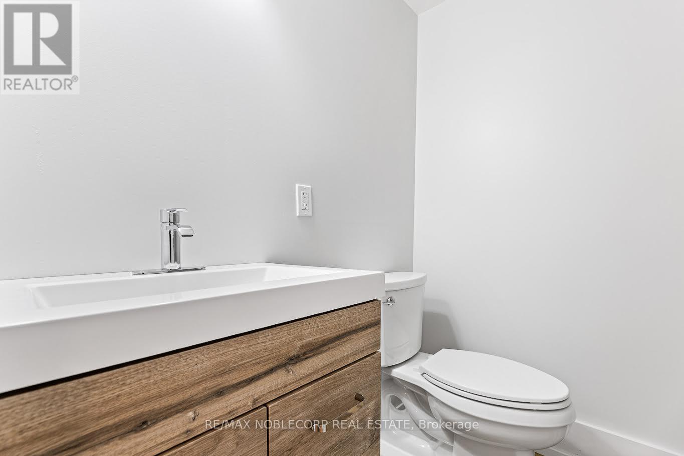 4 - 108 Enderby Road Property Photo 4