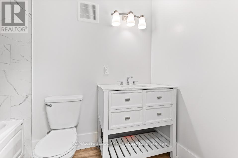 4 - 108 Enderby Road Property Photo 11