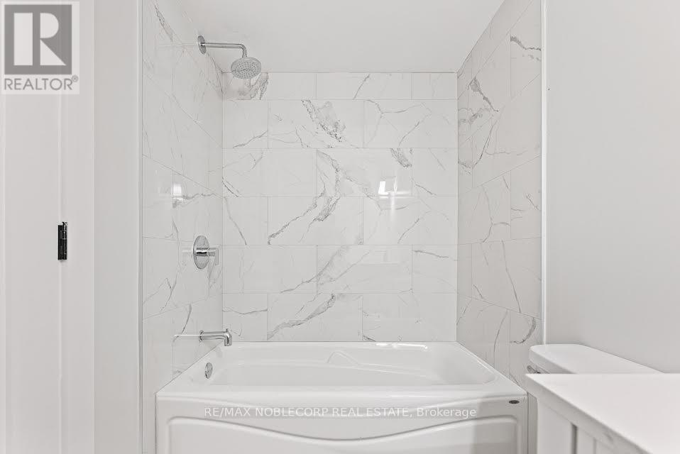 4 - 108 Enderby Road Property Photo 12