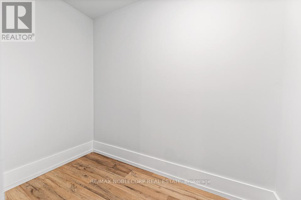 4 - 108 Enderby Road Property Photo 17